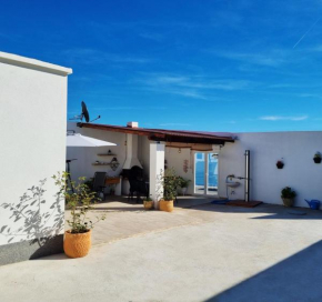 Beach house oasis Villa Livak
